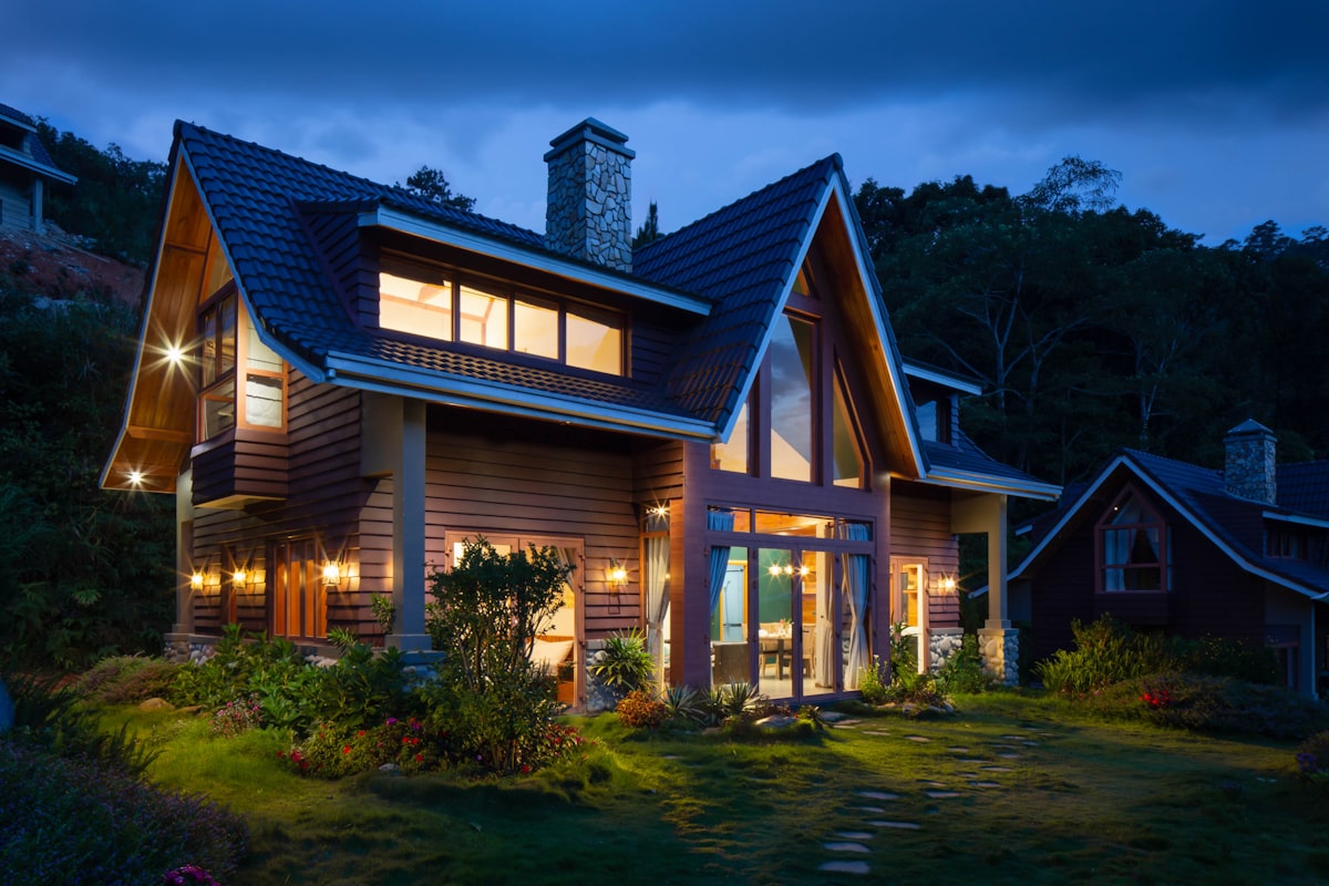GEO vs SEO for real estate marketing
